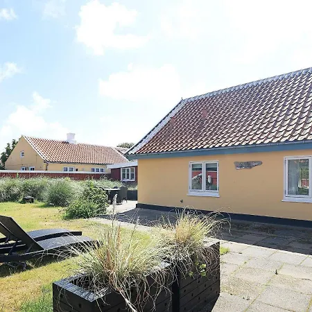 8 Person Holiday In